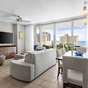 Three-Bedroom Villa Balcony Poolside 6th-15th floor